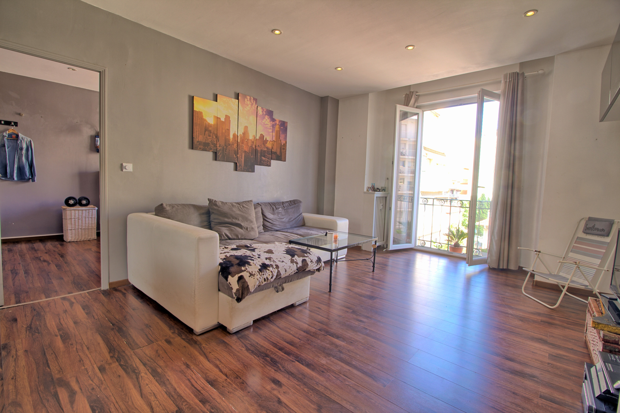 vente JUANLESPINS 2 pièces de 48,25m²