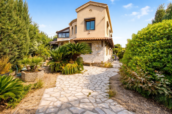 Offres de vente Maison Antibes 06600